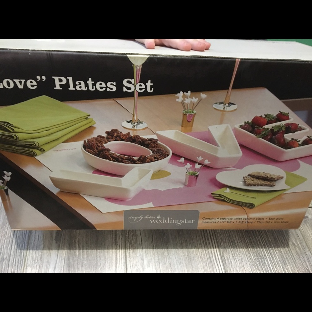 L O V E plates